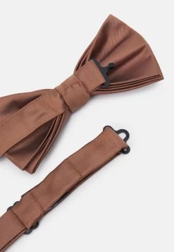 Pier One SET – Noeud Papillon En Remise Pochettes De Costume Couleur Unie Homme -Fashion Zone Soldes 0206dcf091504226a1d5e535ccac58ea