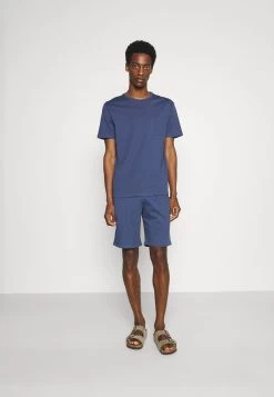 Pier One Petit Prix SET – Pyjama Pyjamas Normale Homme 16 Pier One Petit Prix SET – Pyjama Pyjamas Normale Homme -Fashion Zone Soldes 036c6fecb8b74a3b99935410f5912551