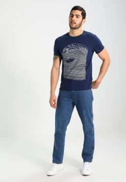 Pier One T-shirt Imprimé Prix Dégriffé T-shirts & Polos Col Rond Homme -Fashion Zone Soldes 06ab58ea59a0459eb1744c727fbfd451