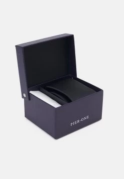Soldes En Ligne Pier One SET – Mouchoir De Poche Pochettes De Costume Couleur Unie Homme -Fashion Zone Soldes 06b4e30b02054d97ab41b98aa24c50fc