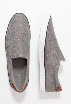 Pier One Prix Compétitif Mocassins Mocassins Et Loafers Rond Homme -Fashion Zone Soldes 0ac4173c5a0f48ba96a50459db195559