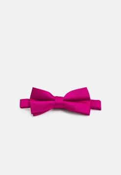 En Remise Pier One Noeud Papillon Cravates Et Accessoires De Costume Couleur Unie Homme 9 En Remise Pier One Noeud Papillon Cravates Et Accessoires De Costume Couleur Unie Homme -Fashion Zone Soldes 0c5d2ae7e1ba4887abea33e0b970cb6b