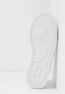 Prix Cassé Pier One Baskets Basses Baskets & Sneakers Rond Homme -Fashion Zone Soldes 0c97d63bc3db483b94783cc719b2a916