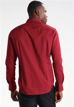 Pier One Prix De Rêve Chemise Classique Costumes & Cravates Col Kent Homme -Fashion Zone Soldes 0e31a9b65fc54ed89056969ce1324cb7