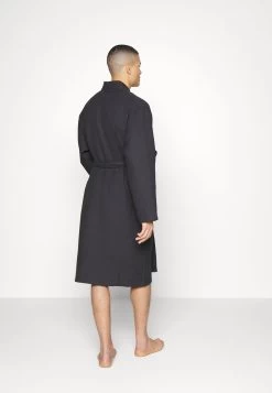 Prix Malin Pier One Peignoir Sous-vêtements & Chaussettes Col Châle Homme -Fashion Zone Soldes 1090721d9e184eb1b7ef5af2d0a1dea1