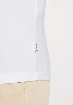 Pier One Qualité Absolue T-shirt Imprimé T-shirts Col Rond Homme -Fashion Zone Soldes 134ce5b4193e4835984887bc05af3a7a