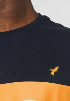 Authentique 100% Pier One T-shirt Imprimé T-shirts Col Rond Homme -Fashion Zone Soldes 13b929fb7dca445abb05d787a330c3e6