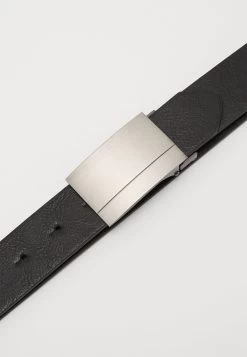 Pier One Ceinture Se Vend Bas Prix Ceintures Boucle De Ceinture Homme -Fashion Zone Soldes 16d7c146d11740aebf572fbb5d4c24a3