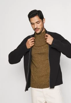 Pier One Prix Équitable Pullover Pulls Et Gilets Col Officier Homme -Fashion Zone Soldes 181bd27655a748e091e064b4c356b01e