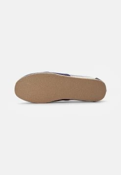 Pier One Prix Gelé Espadrilles Rond Unisex -Fashion Zone Soldes 18e2fb96ec9e44c692d25cb328afbd3d