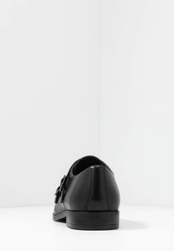 Réduction Pier One Mocassins Mocassins Et Loafers Rond Homme -Fashion Zone Soldes 1997a1ff5c574161a62d774c1fb6d819