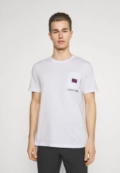Pier One Prix Réduit CHEST POCKET TEE – T-shirt Imprimé T-shirts Col Rond Homme -Fashion Zone Soldes 1a9c250745d0432baadbd1c289abb10f