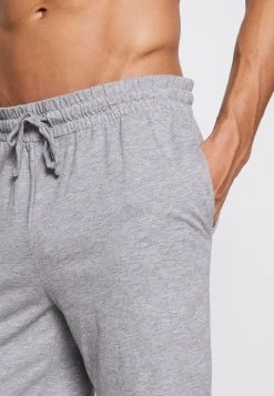 Prix D’Amis Pier One 3 PACK – Bas De Pyjama Pyjamas Normale Homme -Fashion Zone Soldes 1b7fce7fd09247c0ba23b3eae37988b9