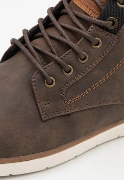 Prix Compétitif Pier One Baskets Montantes Baskets & Sneakers Rond Homme -Fashion Zone Soldes 1c0af372ec504270becb5aec591c9810