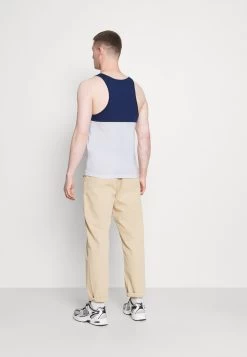 Pier One Débardeur Prix Incroyables T-shirts Encolure Large Ronde Homme -Fashion Zone Soldes 1cc782814dd440d6992953825d665d95