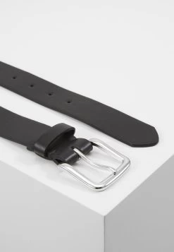 Pier One Prix Préférentiel Ceinture Ceintures Boucle Ardillon Homme -Fashion Zone Soldes 1d5f1b3f3866444786ea57107ad0af84