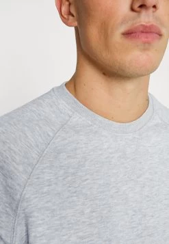 Pier One 3 PACK – Sweatshirt Qualité Supérieure Pulls Et Gilets Col Rond Homme -Fashion Zone Soldes 2391ad2bdad14713b94882cb5d945102