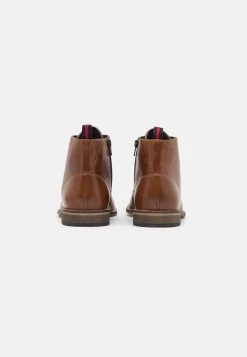 Prix Sympa Pier One LEATHER – Bottines à Lacets – Camel Bottes Rond Homme -Fashion Zone Soldes 248f4646e7ed47049f0e84eb53222daa