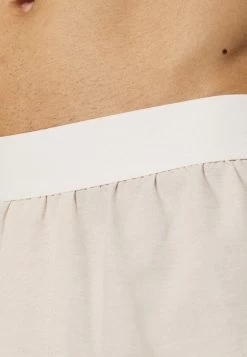 Promos Pier One 3 PACK – Caleçon Sous-vêtements Normale Homme 12 Promos Pier One 3 PACK – Caleçon Sous-vêtements Normale Homme -Fashion Zone Soldes 2558d58ba3bf4a2ab546bf71bf78e010