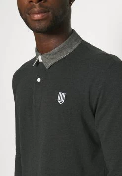 Pier One Bon Rapport Coût-Efficacité COLLAR RUGBY – Polo T-shirts Col Polo Homme -Fashion Zone Soldes 263ae91989b94e3894a690c900d8e17d