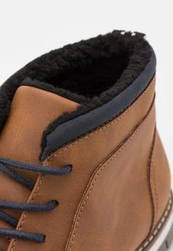 Pier One 50% Off De Vente Chaussures à Lacets Derbies, Richelieus & Chaussures Bateau Rond Homme -Fashion Zone Soldes 27261ab2251b44c58fce994e7e4f72c4