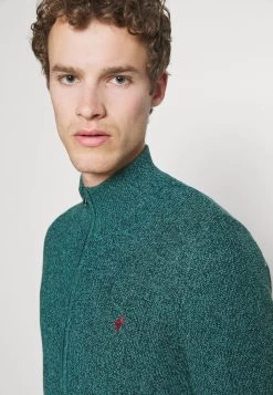 Pier One Gilet En Promotion Pulls Et Gilets Col Officier Homme -Fashion Zone Soldes 27323e99dd2a47fbb3b88837e7f3ad88