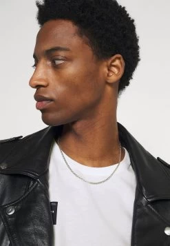 Prix Discount Pier One T-shirt Imprimé T-shirts Col Rond Homme 16 Prix Discount Pier One T-shirt Imprimé T-shirts Col Rond Homme -Fashion Zone Soldes 2848fb8e4c6d4808b46ba320c25286f8