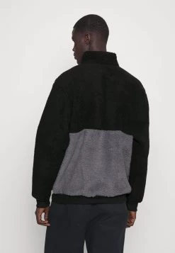 Prix Avantageux Pier One Sweat Polaire Sweats & Hoodies Col Camionneur Homme 12 Prix Avantageux Pier One Sweat Polaire Sweats & Hoodies Col Camionneur Homme -Fashion Zone Soldes 2cffee05404349cf8c3d9ecca3388aa3