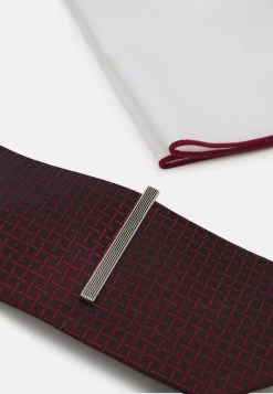 Pier One SET – Cravate Prix Dynamité Pochettes De Costume Homme Homme -Fashion Zone Soldes 2e23dab322c44f25a37b84ec3da8ac4e