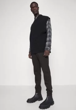 Pier One Pantalon De Survêtement Bonne Qualité Pantalons Normale Homme -Fashion Zone Soldes 31a61803c94e40539e7abd4a165905bd