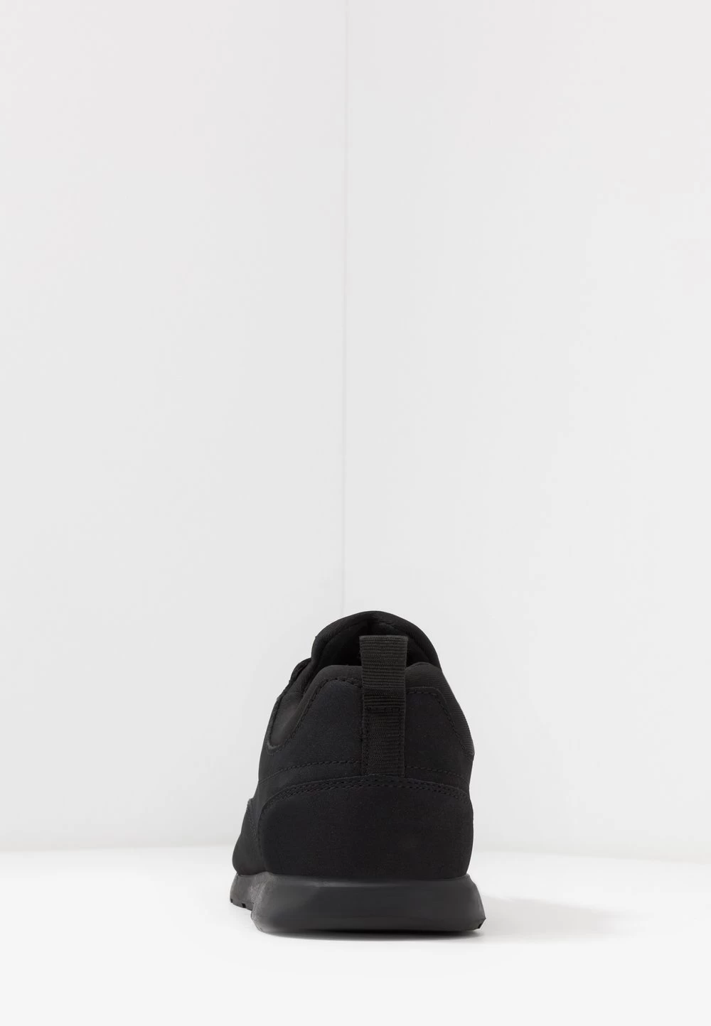 En Remise Pier One UNISEX – Baskets Basses Baskets & Sneakers Rond 6 En Remise Pier One UNISEX – Baskets Basses Baskets & Sneakers Rond – Image 4