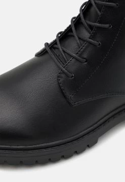 Pier One Réduction Bottines à Lacets Bottes Rond Homme -Fashion Zone Soldes 33850adda48444d58c26f4508273df3d