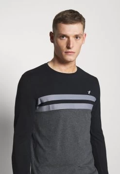 Prix Acceptable Pier One T-shirt à Manches Longues T-shirts & Polos Col Rond Homme -Fashion Zone Soldes 3498134e32f840e2bd9efb3372617491