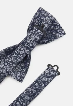 Prix Abordable Pier One SET – Cravate Cravates Et Accessoires De Costume Floral Homme -Fashion Zone Soldes 34c6c05d019a4e039fdcfb02bafaea25