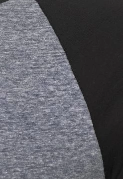 Pier One Prix Gelé T-shirt à Manches Longues T-shirts & Polos Col Rond Homme -Fashion Zone Soldes 37f91f71b4974bf1826d0f81a8f51226