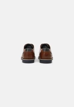 Prix Acceptable Pier One Derbies Derbies Et Richelieus Rond Homme -Fashion Zone Soldes 3b965f60ffd642f0bf052a44447c062a