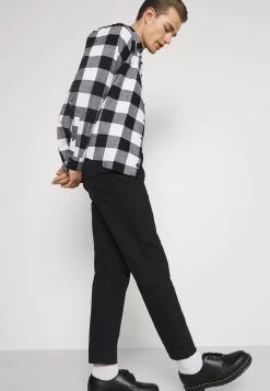 Pier One T-shirt Imprimé Assurance De L’Authenticité T-shirts Col Rond Homme 15 Pier One T-shirt Imprimé Assurance De L’Authenticité T-shirts Col Rond Homme -Fashion Zone Soldes 3c2bbb5926d9489e8da238c56a6fccad