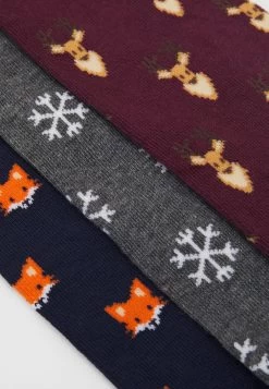 En Remise Pier One XMAS GIFT BOX 3 PACK – Chaussettes Sous-vêtements & Chaussettes Chiné Homme -Fashion Zone Soldes 41bd57df4027474f98b4581c64bdacc9