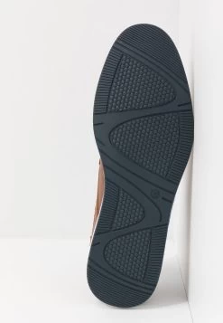 Meilleure Qualité Pier One Chaussures à Lacets Derbies, Richelieus & Chaussures Bateau Rond Homme -Fashion Zone Soldes 425ade5de11d46ecad014dbc88828f82