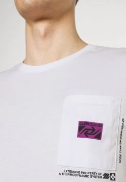 Pier One Prix Réduit CHEST POCKET TEE – T-shirt Imprimé T-shirts Col Rond Homme -Fashion Zone Soldes 4717660734cd4c10888c6c9f4d7a9c65