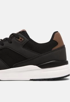 Pier One 50% Off De Vente Baskets Basses Baskets & Sneakers Rond Homme -Fashion Zone Soldes 4985e4f467c94233ae1420fe15c6ebfd