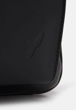 Pier One Bonne Qualité Sac Ordinateur Sacs Compartiment Pour Pc Portable Homme -Fashion Zone Soldes 4ac06239390c4158be290fc72a50ccdf