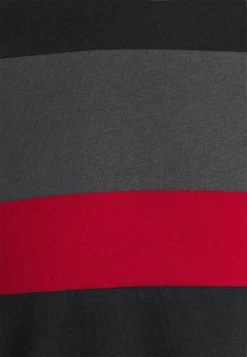 Pier One T-shirt Basique Prix Bradés T-shirts Col Rond Homme 17 Pier One T-shirt Basique Prix Bradés T-shirts Col Rond Homme -Fashion Zone Soldes 4cf7a8fdb2664e83a889d11ab6482f53