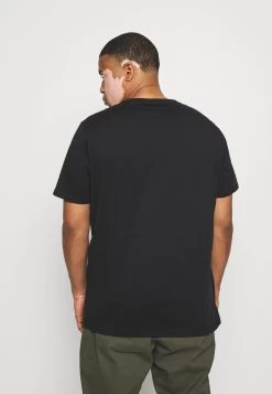 Prix Accessible Pier One 5 PACK – T-shirt Basique T-shirts Col Rond Homme -Fashion Zone Soldes 4e16f3334138431ea41b293b3c3aa654