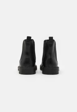 Meilleur Prix Garanti Pier One UNISEX – Bottines Bottes Rond -Fashion Zone Soldes 4fd58bf4b8eb4897bd6fa0da46694f44