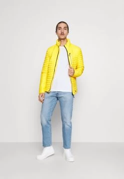 Prix Préférentiel Pier One T-shirt Imprimé T-shirts Col Rond Homme -Fashion Zone Soldes 510e106151324618b5e7d7557a582b30