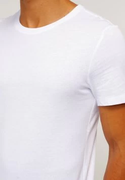 Bas Prix Pier One 2 PACK – T-shirt Basique T-shirts Col Rond Homme 22 Bas Prix Pier One 2 PACK – T-shirt Basique T-shirts Col Rond Homme -Fashion Zone Soldes 5263f78b1e87481ea0e824d35031cd9e