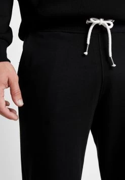 Pier One 2 PACK – Pantalon De Survêtement Prix Gelé Pantalons Normale Homme -Fashion Zone Soldes 537aeb95a2294356950729136c28cfaf