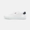 Pier One Prix Favorable UNISEX – Baskets Basses Baskets & Sneakers Rond -Fashion Zone Soldes 53e18a30a2b2483f9e858dadbbf576b5