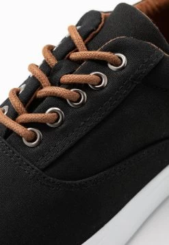 Excellente Qualité Pier One Baskets Basses Baskets & Sneakers Rond Homme -Fashion Zone Soldes 5976f4f68edc47ca94d8ba9b91e544f0